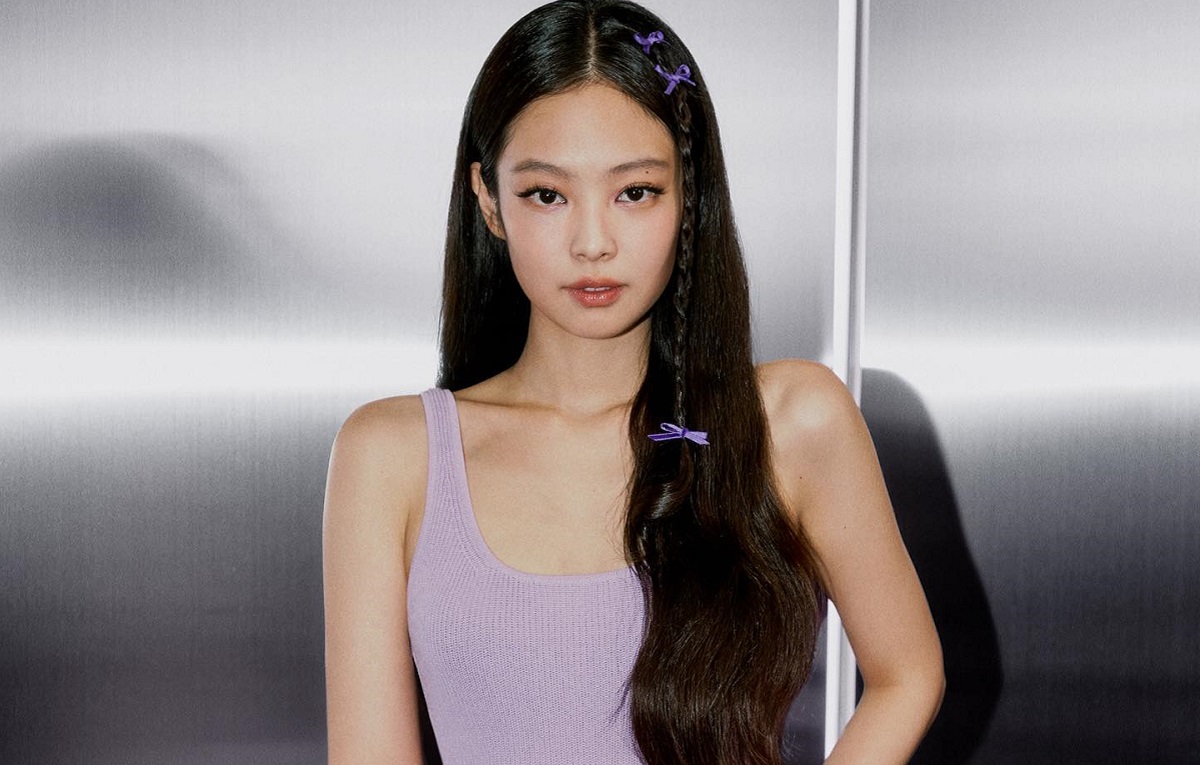 https: img.okezone.com content 2023 06 15 33 2831146 jennie-blackpink-minta-maaf-usai-turun-panggung-saat-konser-di-melbourne-spYPgNjoJW.jpg